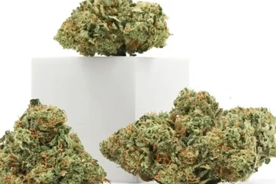 Hvers vegna CBD gerir fyrir bestu náttúrulegu varasalvana